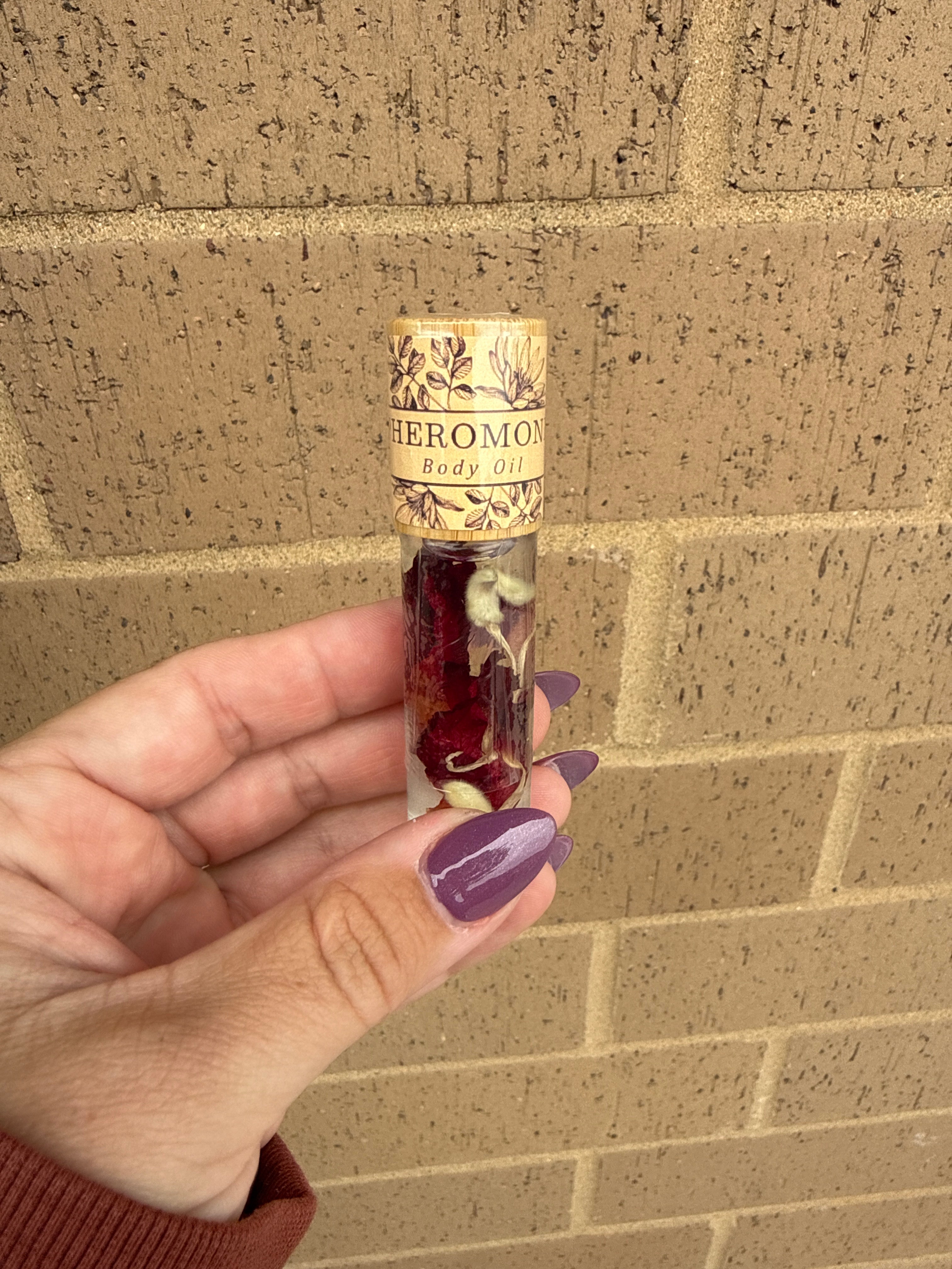 Pheromone Body Oil - 10ml Roller